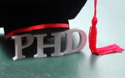 How to Design Memorable Graduation Announcements