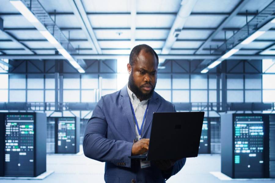 What is server leasing and why does a business need it